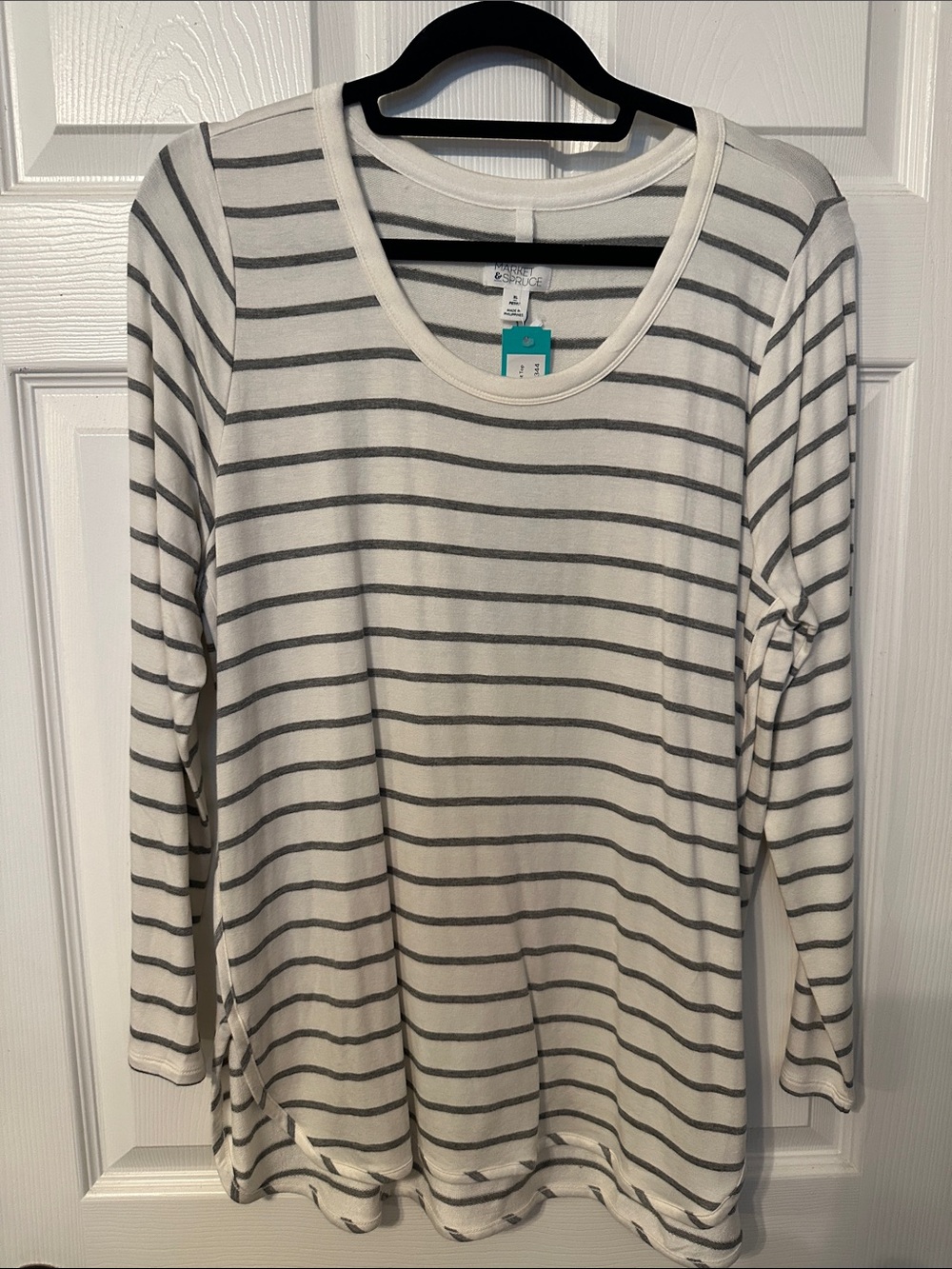 Market & Spruce Women's Cream and Gray Striped Long Sleeve Top (Stitch Fix)